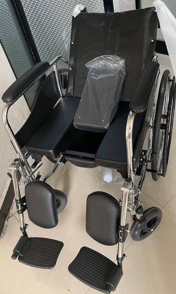 Reclining Wheelchair with commode
